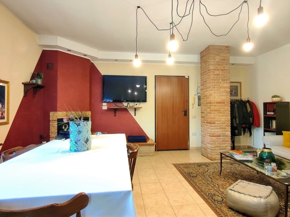 Ampio appartamento in vendita a Bellante