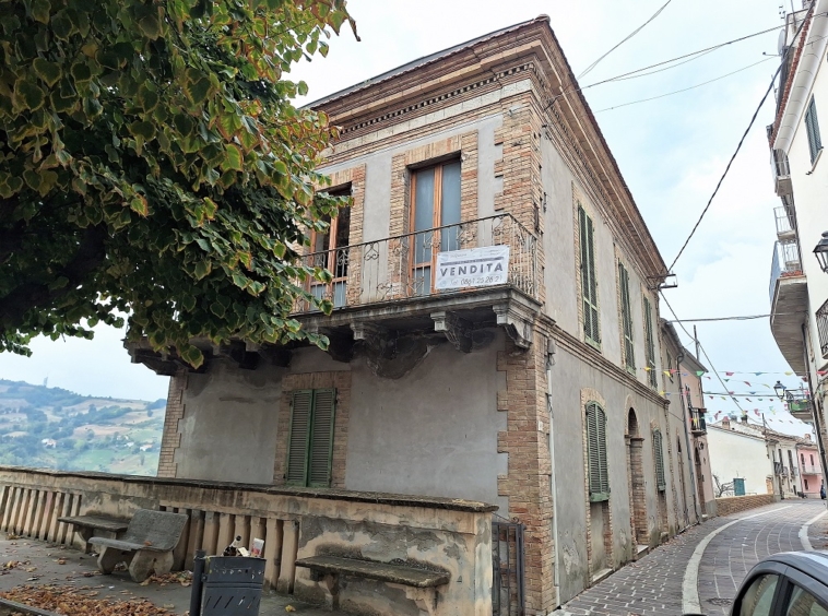Casa indipendente in vendita a Cermignano